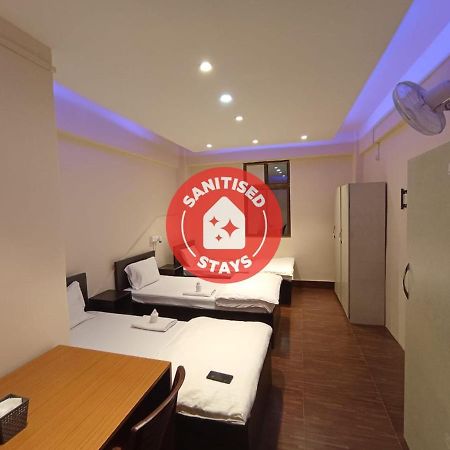 امفال Oyo Thangal Hotel المظهر الخارجي الصورة